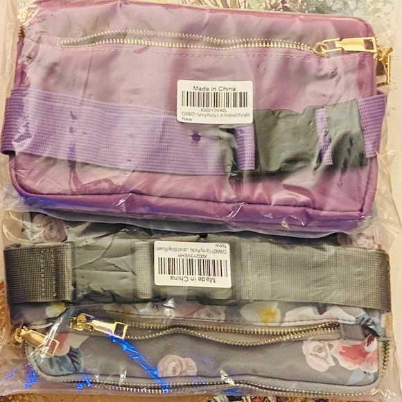 NWT Nylon Crossbody/Belt/Shoulder Totes-40”Adjustable Strap, 4 Gold Zip Pockets - Picture 4 of 16